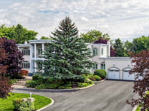 Photo 3 at 7 Deer Run Court, Rural Richmond Hill, Richmond Hill