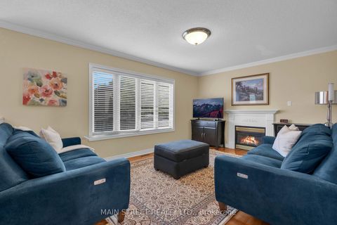 Photo 13 at 9 Emily Court, Oak Ridges Lake Wilcox, Richmond Hill