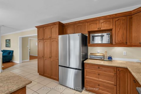 Photo 20 at 9 Emily Court, Oak Ridges Lake Wilcox, Richmond Hill