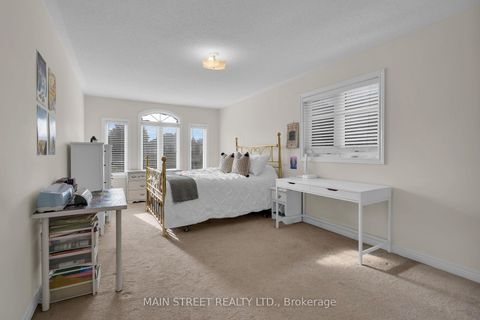 Photo 24 at 9 Emily Court, Oak Ridges Lake Wilcox, Richmond Hill