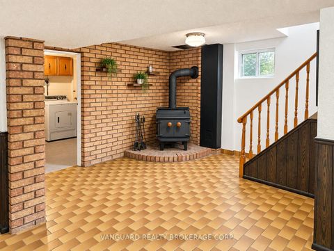 Photo 18 at 150 Spalding Road, CFB, Toronto