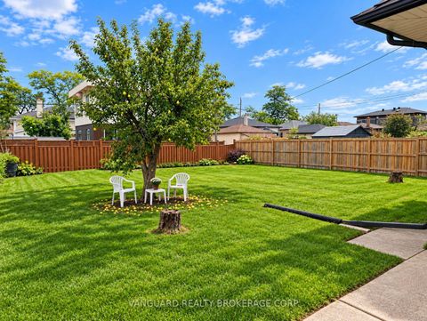 Photo 25 at 150 Spalding Road, CFB, Toronto