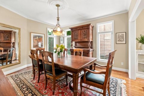 Photo 9 at 39 Rockingham Drive, Rosethorn, Toronto