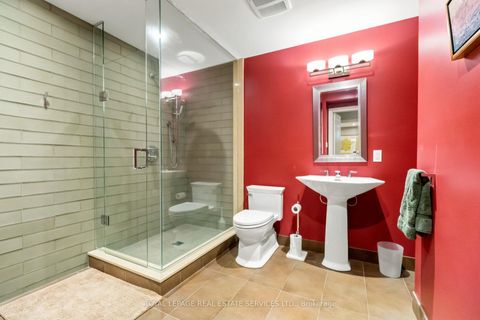 Photo 42 at 39 Rockingham Drive, Rosethorn, Toronto