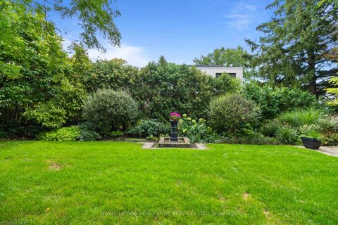 Photo 45 at 39 Rockingham Drive, Rosethorn, Toronto