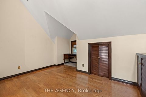Photo 18 at 111 Seaton Street, Moss Park, Toronto