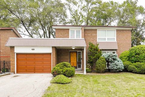 Photo 0 at 16 Opal Court, Jamestown, Toronto