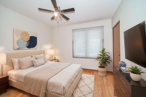 Photo 4 at 16 Opal Court, Jamestown, Toronto