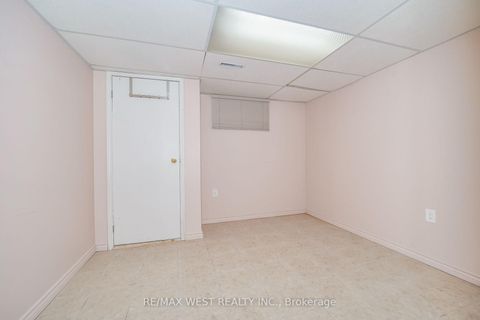 Photo 11 at 16 Opal Court, Jamestown, Toronto