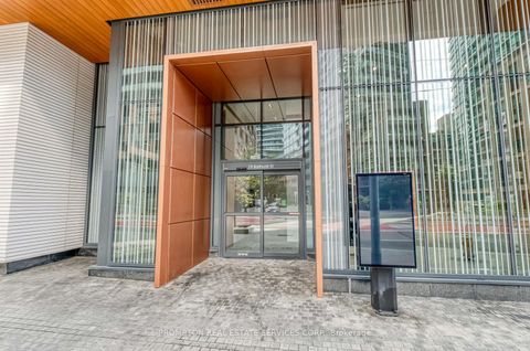 Photo 1 at 4011 - 19 Bathurst Street, Waterfront Communities C1, Toronto