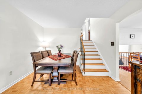 Photo 10 at 199 Weldrick Road W, North Richvale, Richmond Hill