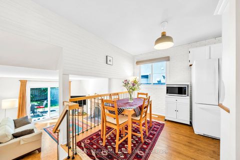 Photo 17 at 199 Weldrick Road W, North Richvale, Richmond Hill