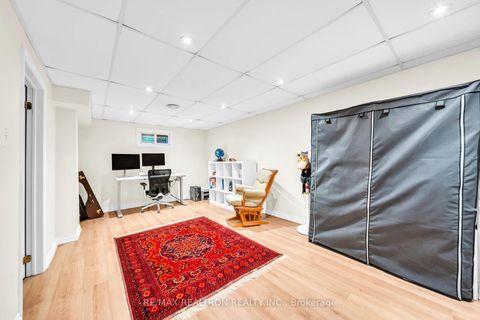 Photo 29 at 199 Weldrick Road W, North Richvale, Richmond Hill