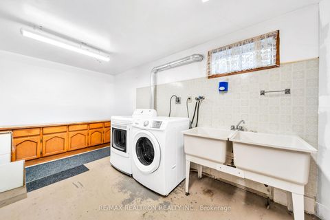Photo 30 at 199 Weldrick Road W, North Richvale, Richmond Hill