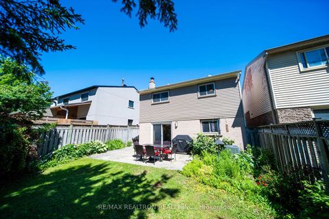 Photo 32 at 199 Weldrick Road W, North Richvale, Richmond Hill