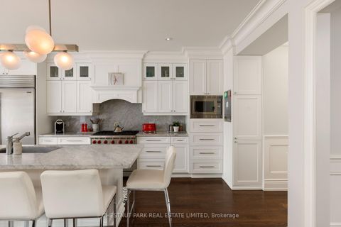 Photo 12 at 128 Manor Road E, Mount Pleasant West, Toronto