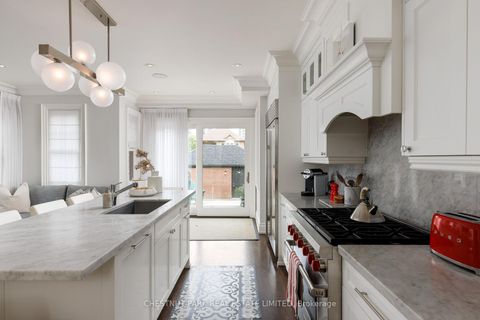Photo 14 at 128 Manor Road E, Mount Pleasant West, Toronto