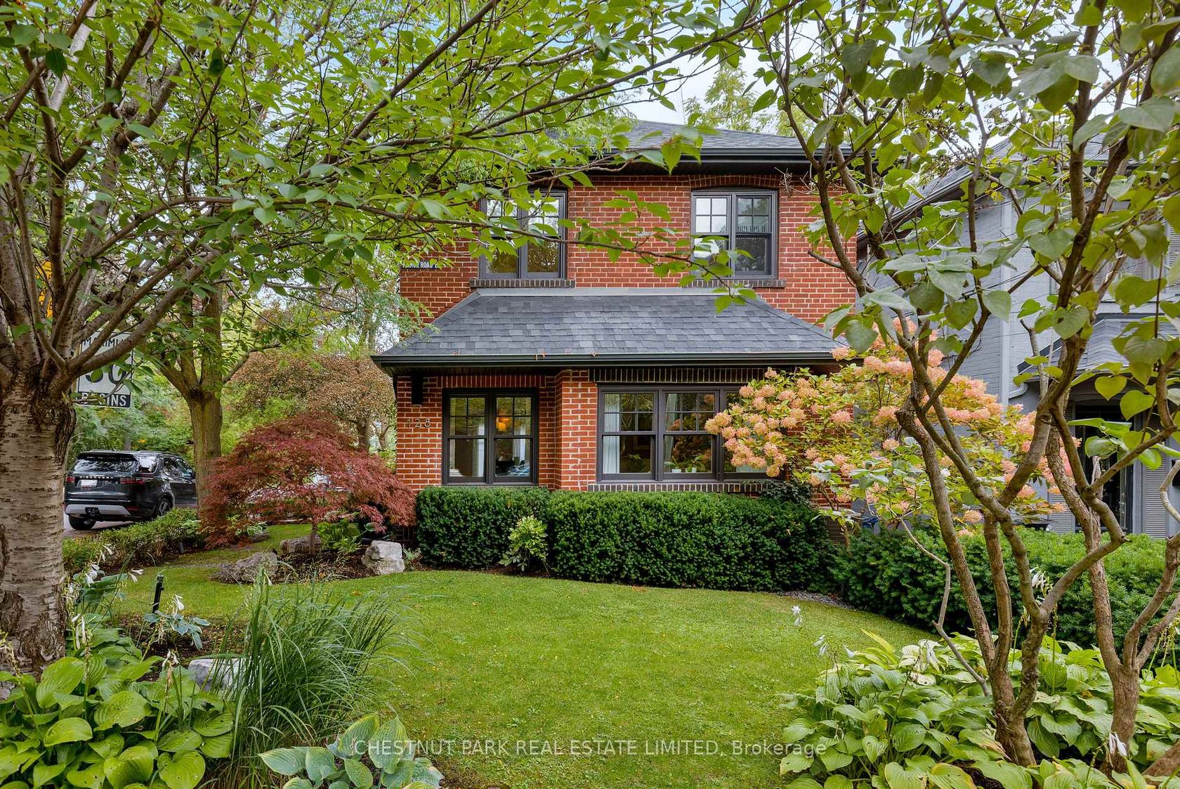128 Manor Road E, Mount Pleasant West, Toronto photo 3