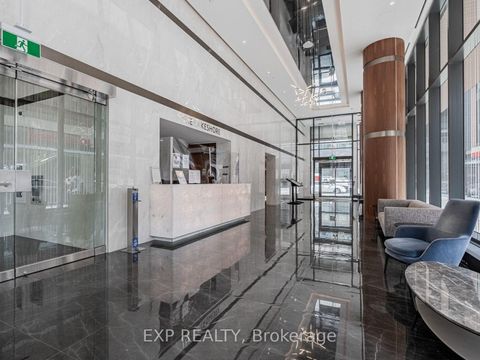 Photo 1 at 611 - 19 Bathurst Street, Waterfront Communities C1, Toronto