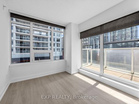 Photo 23 at 611 - 19 Bathurst Street, Waterfront Communities C1, Toronto