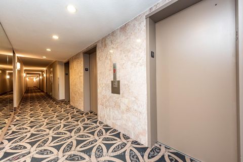 Photo 5 at #1906 - 240 Scarlett Road, Smythe, Toronto