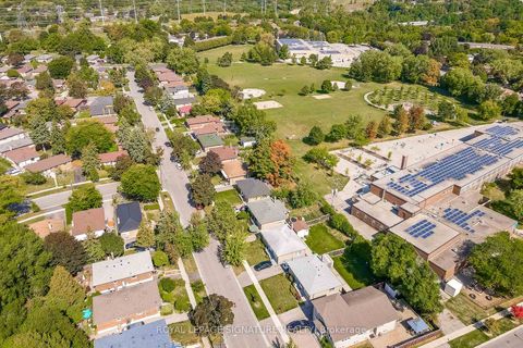 Photo 31 at 79 Greenock Avenue, Morningside, Toronto