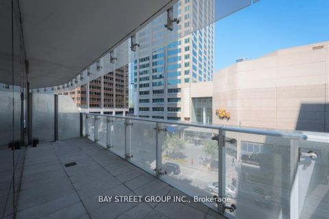 Photo 11 at 326 - 1 Bloor Street E, Yonge Corridor, Toronto