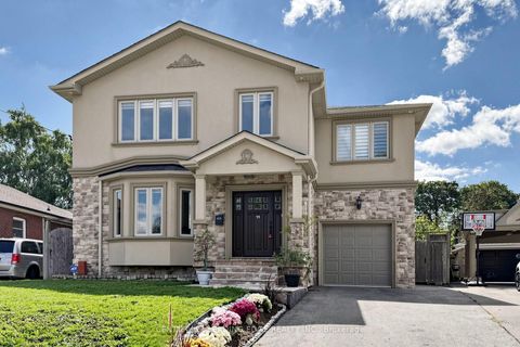 Photo 0 at 11 Bellvare Crescent, Maryvale, Toronto