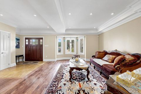 Photo 3 at 11 Bellvare Crescent, Maryvale, Toronto