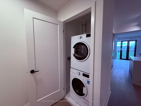 Photo 10 at 601 - 123 Portland Street, Waterfront Communities C1, Toronto