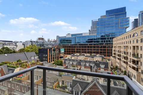 Photo 21 at 722 - 560 Front Street W, Waterfront Communities C1, Toronto
