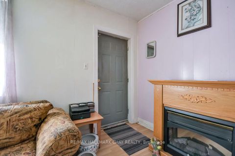 Photo 2 at 168 Anne Street S, Allandale, Barrie