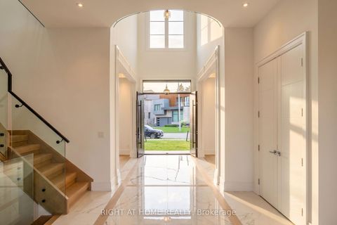 Photo 6 at 15 Orlon Crescent, South Richvale, Richmond Hill