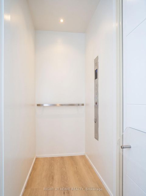 Photo 17 at 15 Orlon Crescent, South Richvale, Richmond Hill
