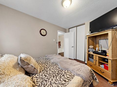 Photo 29 at 32 Rotary Drive, Rouge E11, Toronto