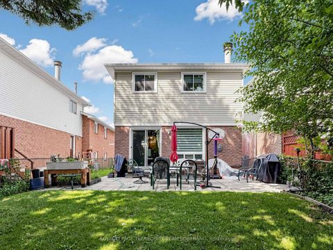 Photo 45 at 32 Rotary Drive, Rouge E11, Toronto
