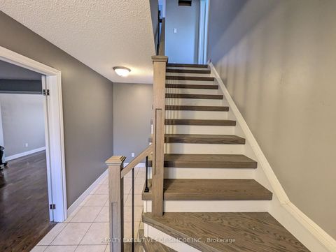 Photo 4 at 75 James Street, Ardagh, Barrie