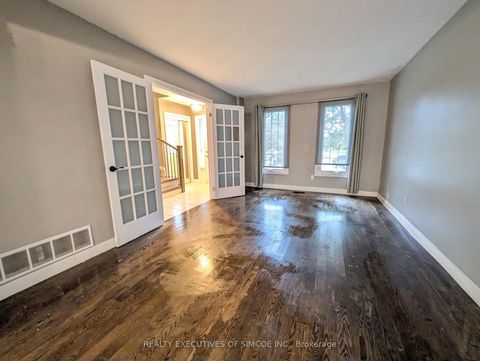 Photo 8 at 75 James Street, Ardagh, Barrie