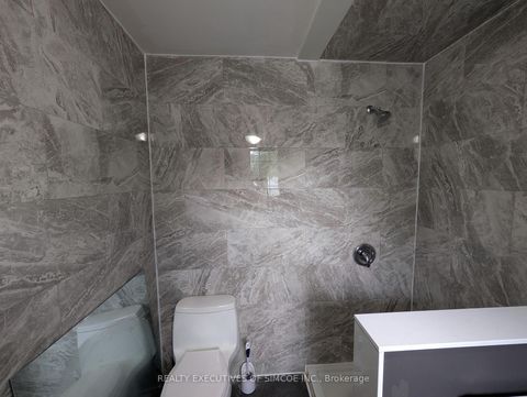 Photo 20 at 75 James Street, Ardagh, Barrie