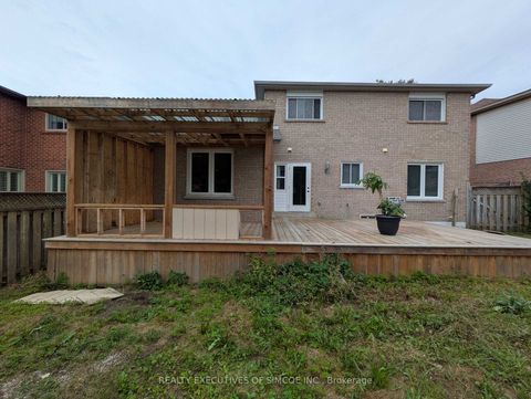 Photo 21 at 75 James Street, Ardagh, Barrie