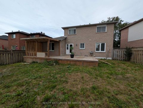 Photo 22 at 75 James Street, Ardagh, Barrie