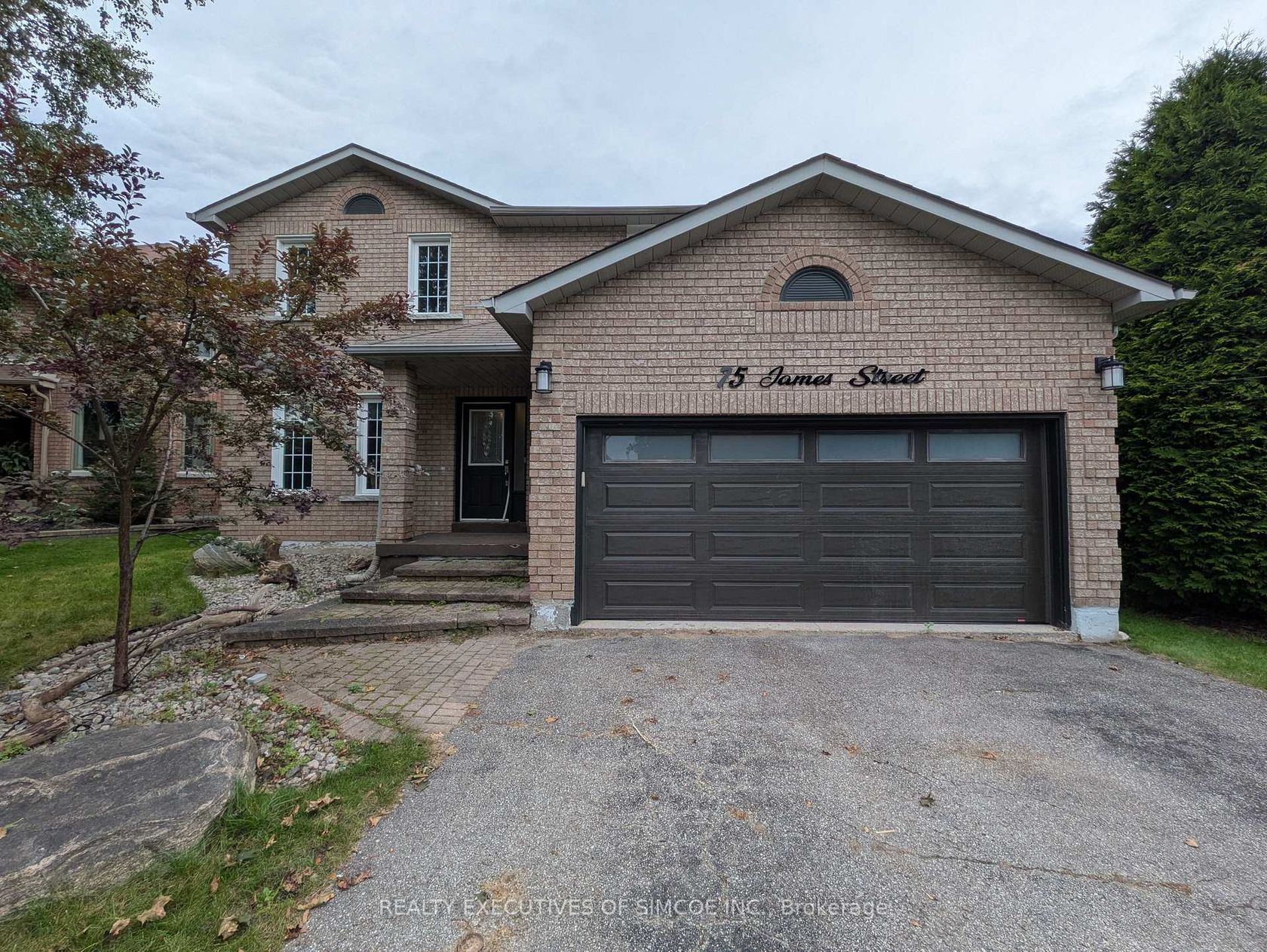 75 James Street, Ardagh, Barrie photo number 2