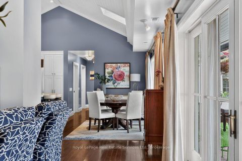 Photo 13 at 300 Lake Promenade, Long Branch, Toronto