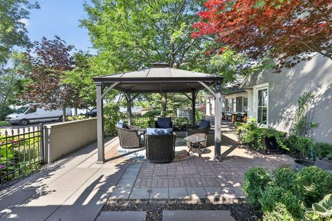 Photo 33 at 300 Lake Promenade, Long Branch, Toronto