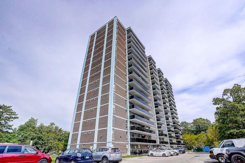 Photo 2 at 201 - 235 Grandravine Drive, Jane Heights, Toronto