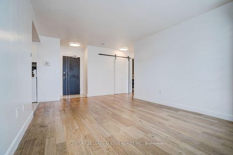 Photo 14 at 201 - 235 Grandravine Drive, Jane Heights, Toronto