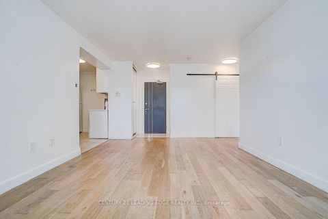 Photo 15 at 201 - 235 Grandravine Drive, Jane Heights, Toronto