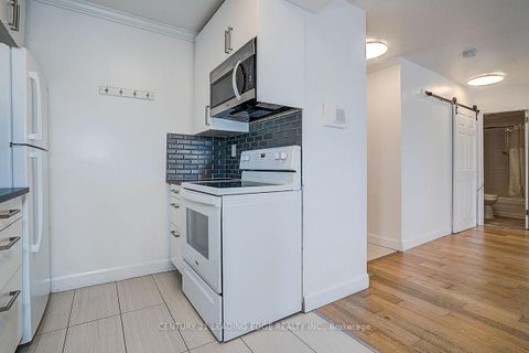 Photo 25 at 201 - 235 Grandravine Drive, Jane Heights, Toronto