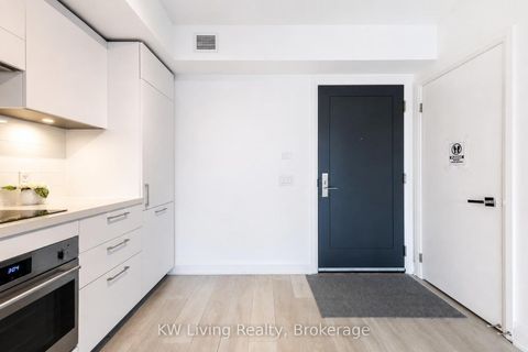Photo 7 at 424 - 33 Frederick Todd Way, Thorncliffe Park, Toronto