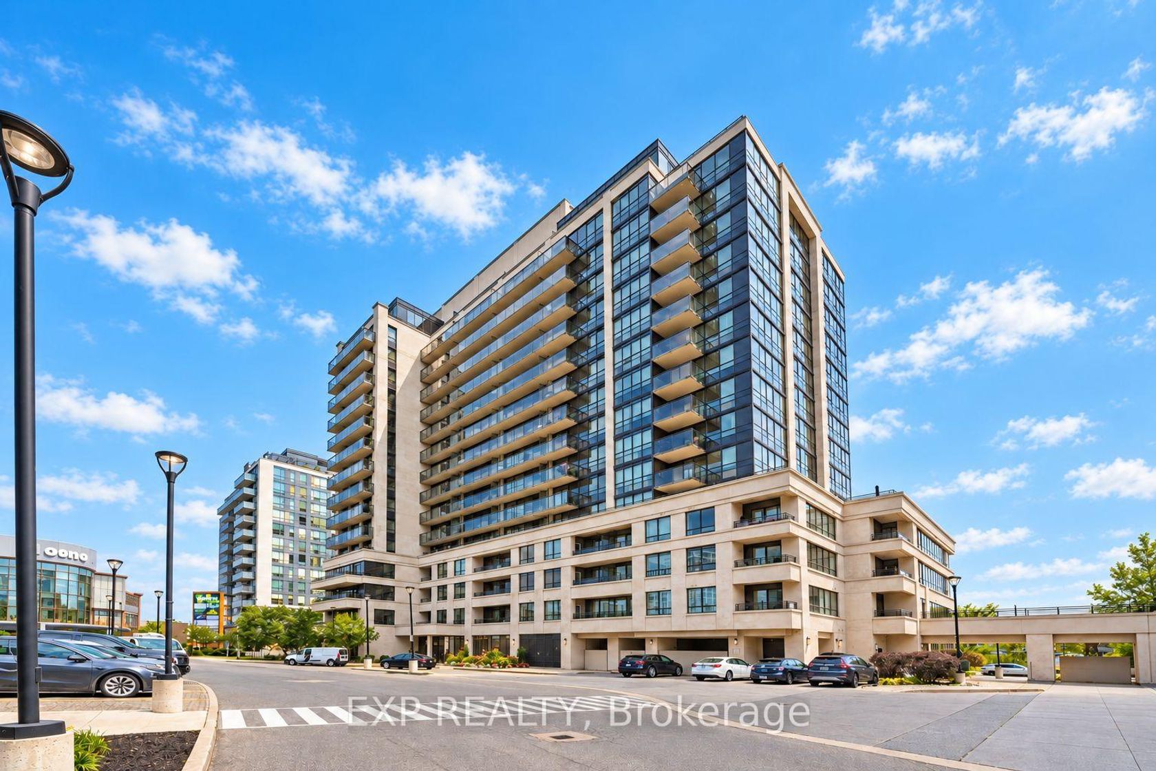 612 - 1 De Boers Drive, York University Heights, Toronto 